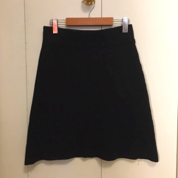 Tahari Black Knit Fuzzy Sweater Skirt - Picture 4 of 9